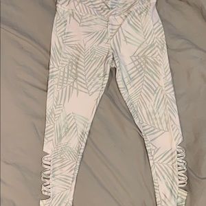 Patterned 7/8 leggings with cut design (WORN ONCE)